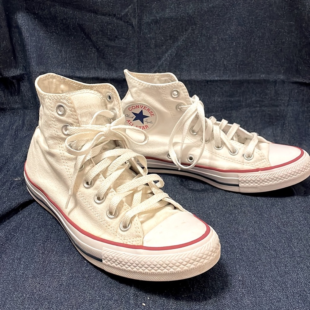 Authentic Women’s Converse All Star Sneakers White US Size 9